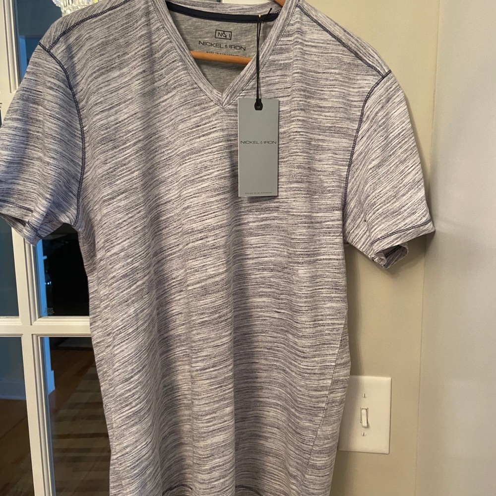 NWT Men’s grey V-neck T-shirt with short sleeves.